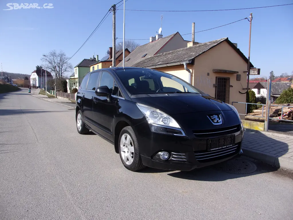 Peugeot 5008 1.6i,digiklima,7 míst,Panorama,1.maj.